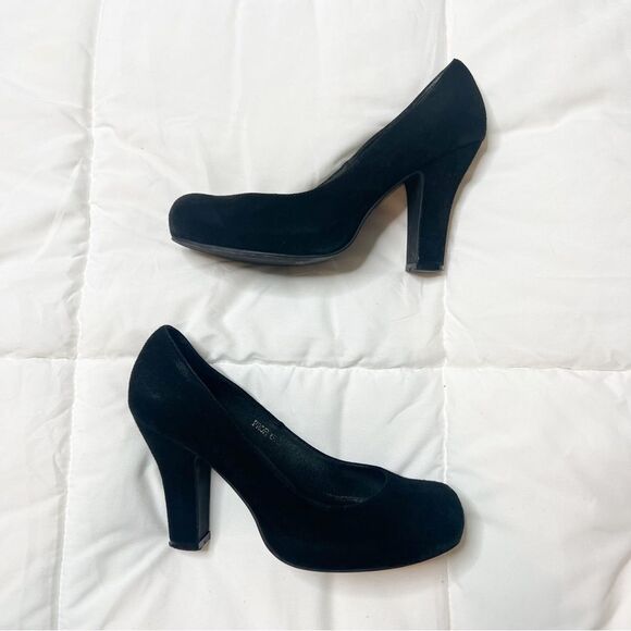 Jeffrey Campbell Black Suede Heels - Picture 1 of 8